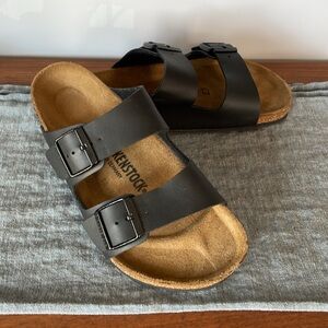 Birkenstock Arizona NWOT Size 39